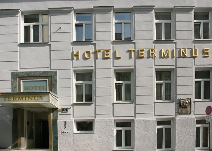 Hotel Terminus 3*