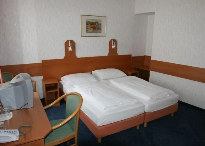 Hotel Terminus 3*