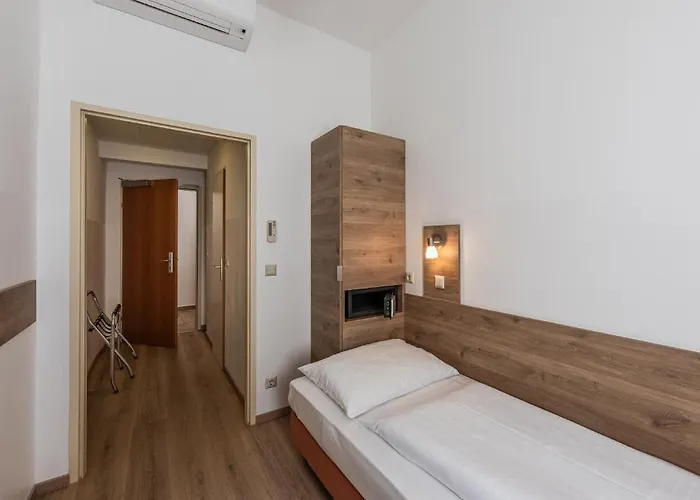 Terminus Hotel